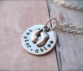 Mother's LOVE - Personalized Pendant with Footprint Charm Necklace